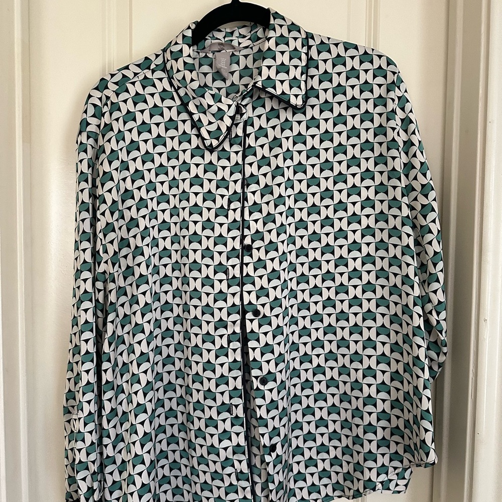 H&M Teal and White Patterned Blouse